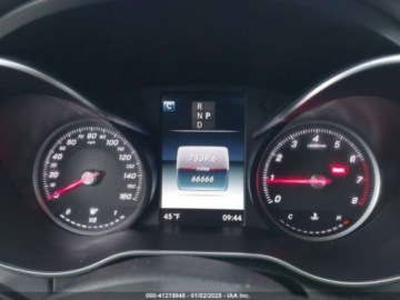 Mercedes Klasa C W205 2018 Mercedes-Benz Klasa C 300 2018 2.0l 2.0 Benzyna 241KM, zdjęcie 10