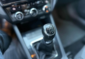 Skoda Octavia III Liftback Facelifting 1.5 TSI ACT 150KM 2019 Skoda Octavia 1.5 TSI Ambition 150KM, Kamera, Grzane fotele, PL Salon FVm, zdjęcie 31