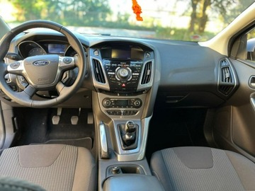 Ford Focus III Kombi 1.6 EcoBoost 150KM 2012 Ford Focus 1.6i Titanium, zdjęcie 27