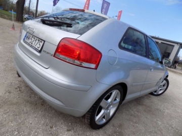 Audi A3 8P Hatchback 3d 2.0 FSI 150KM 2004 Audi A3 3-drzwiowe BIALOLEKA 2.0 Benzyna (150 KM) AUTOMAT, 2004r. KOMIS, zdjęcie 17