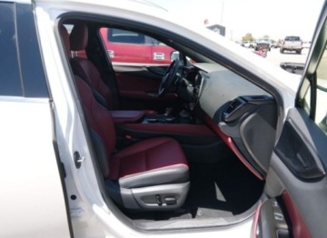 Lexus NX II 2024 Lexus NX 2024r., 250 Premium, 2.5L od ubezpieczalni 2.5 Benzyna 203KM, zdjęcie 8