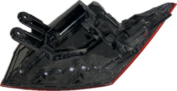 S8 SKODA ENYAQ IV 20 - SVĚTLO LED LEVÝ ZADNÍ 5LA945207A