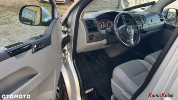 Volkswagen Caravelle T5 Caravelle Facelifting długi rozstaw osi 2.0 TDI 102KM 2010 Volkswagen Caravelle Pisemna gwarancja Volkswagen Caravelle 9 osob 2.0, zdjęcie 13