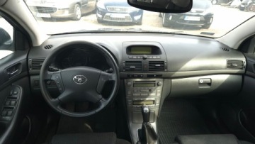 Toyota Avensis II Sedan 2.0 VVT-i 147KM 2006 Toyota Avensis Ozarow Mazowiecki 2.0 benzyna 2006 rok ALUFELGI, zdjęcie 6