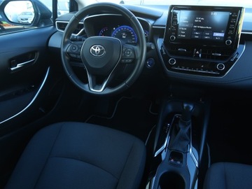 Toyota Corolla XII Sedan 1.8 Hybrid 122KM 2022 Toyota Corolla 1.8 Hybrid, Salon Polska, zdjęcie 6