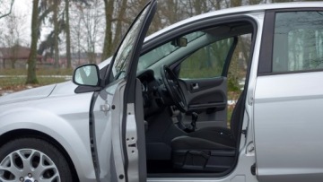 Ford Focus II Hatchback 5d 1.6 Duratec Ti-VCT 115KM 2009 .. .. Grzane szyby przód i tył .. Książka serwisowa .. Klimatyzacja .., zdjęcie 4