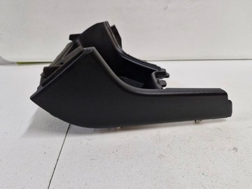 SPORTAGE IV RAMKA GNIAZDO USB ŁADOWARKA INDUKCYJNA 84680-F1160 95560-D9100