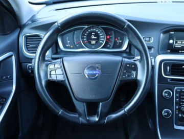 Volvo V60 I Kombi Facelifting 1.6 D2 115KM 2014 Volvo V60 D2, Navi, Klima, Klimatronic, Tempomat, zdjęcie 16