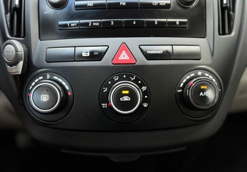 Kia Ceed I Hatchback 1.4 109KM 2007 Kia Ceed Salon PL Klima Isofix Gwarancja w cenie Warszawa VLFX 1.4 109KM, zdjęcie 22