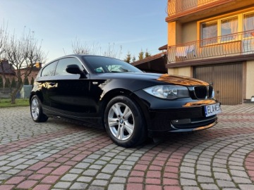 BMW Seria 1 E81/E87 Hatchback 5d E87 2.0 118d 143KM 2010 BMW Seria 1 BMW Seria 1 E8E87 2.0 2.0 Diesel 143KM Super Stan, zdjęcie 4