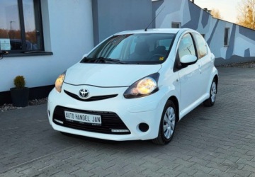 Toyota Aygo I Hatchback 5d Facelifting 1.0 VVT-i 68KM 2012 Toyota Aygo 1,0 Klima 68 km Benzyna 68KM, zdjęcie 4