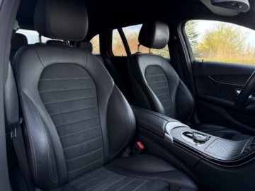 Mercedes Klasa C W205 Kombi Facelifting 1.6 180 156KM 2018 Mercedes-Benz Klasa C C180 9G-Tronic AMG-Line Virtual Full LED Kamera Gwar, zdjęcie 29