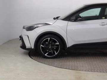 Toyota C-HR I Crossover Facelifting 2.0 Hybrid Dynamic Force 184KM 2022 Toyota C-HR 2.0 Hybrid, Salon Polska, zdjęcie 14