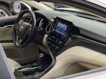 Toyota Camry IX Sedan 2.5 Hybrid Dynamic Force 218KM 2022 Toyota Camry Comfort Kamera cofania Ele. Fotele CarPlayAndroid Auto LED, zdjęcie 36