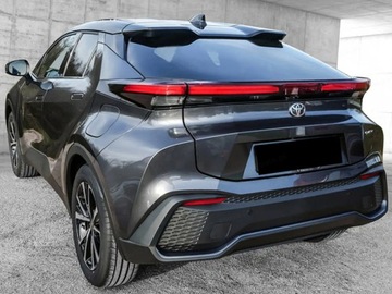 Toyota C-HR II SUV 1.8 Hybrid 140KM 2025 Od ręki - Style 1.8 Hybrid 140KM | Podgrzewane fotele!, zdjęcie 2