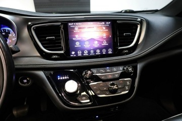 Chrysler Pacifica II 3.6 V6 291KM 2019 Chrysler Pacifica Limited S*7, zdjęcie 22