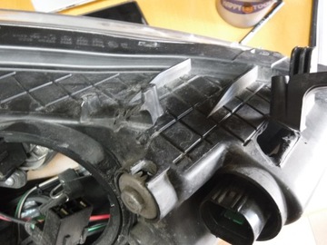 ФОНАРЬ ПЕРЕДНИЙ ЛЕВЫЙ HYUNDAI i30 II 2012-