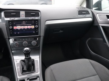 Volkswagen Golf VII Variant Facelifting 1.6 TDI-CR DPF BMT 115KM 2018 VW Golf 1.6 TDI, Salon Polska, Klima, Tempomat, zdjęcie 7