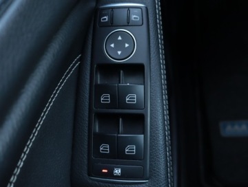 Mercedes GLA I Off-roader 2.0 250 211KM 2014 Mercedes GLA GLA 250, Salon Polska, Serwis ASO, zdjęcie 17