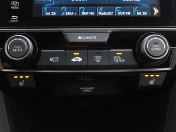 Honda Civic X Hatchback 5d 1.0 VTEC Turbo 129KM 2017 Honda Civic 1.0 VTEC Turbo, Salon Polska, zdjęcie 12