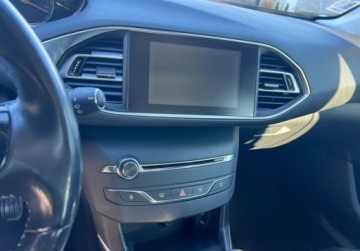 Peugeot 2013 Peugeot 308 1.6 Benzyna 125 km LED Nawigacja Tempomat Sensor 1.6 Benzyna, zdjęcie 12