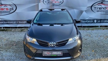 Toyota Auris II Hatchback 5d Dual VVT-i 100 99KM 2014 Toyota Auris 99 KM Navi bezwypadkowa Gwarancja oplacona 1.3 Benzyna 99KM, zdjęcie 1