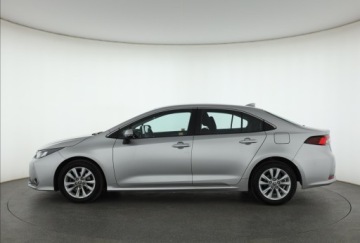 Toyota Corolla XII 2023 Toyota Corolla 1.8 Hybrid, Salon Polska, zdjęcie 2