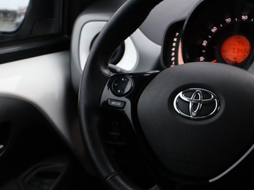 Toyota Aygo II Hatchback 3d Facelifting 1.0 VVT-i 72KM 2020 Toyota Aygo 1.0 VVT-i, Salon Polska, Serwis ASO, zdjęcie 19