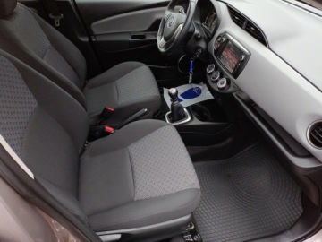 Toyota Yaris III Hatchback 5d Facelifting 1.33 Dual VVT-i 99KM 2015 Toyota Yaris 1.33 Premium III (2011-2019) 1.33VVT-, zdjęcie 11