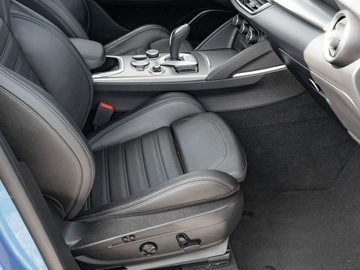 Alfa Romeo Stelvio SUV Facelifting 2.0 Turbo 280KM 2022 Alfa Romeo Stelvio WJ8414K#2.0 Turbo Veloce Q4, zdjęcie 30