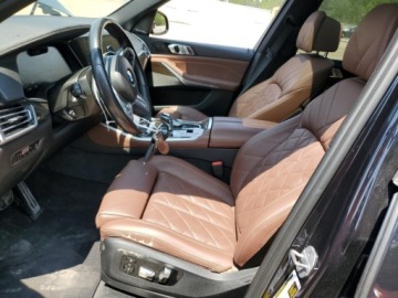 BMW X5 G05 2023 BMW X5 M50i 2023 4.4 Benzyna 523KM, zdjęcie 7