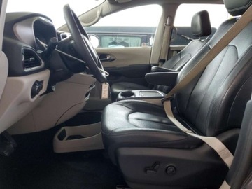 Chrysler Pacifica II 2022 Chrysler Pacifica 2022, 3.6L, TOURING L, od ubezpieczalni 3.6 Benzyna 287KM, zdjęcie 7