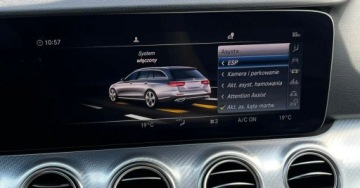 Mercedes Klasa E W213 Kombi 2.0 220d 194KM 2020 Mercedes-Benz Klasa E 4 Matic Automat Led Parktronic Kamera Navi Vir, zdjęcie 35