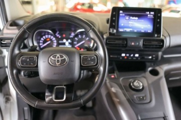 Toyota 2020 Toyota Proace City Verso City Verso 1.5 D-4D Family Aut. Oferta dealera Gw, zdjęcie 12