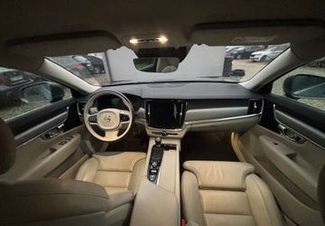 Volvo S90 II Sedan 2.0 D5 235KM 2019 Volvo S90 Bogata wersja wyposazenia 2.0 Diesel 235KM, zdjęcie 19