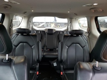 Chrysler Pacifica II 3.6 V6 291KM 2023 Chrysler Pacifica 2023r., Touring L, 3.6L, od ubezpieczalni 3.6 Benzyna, zdjęcie 8