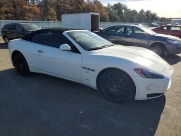 Maserati GranTurismo 2015 Maserati GranTurismo 2015, 4.7L, S, od ubezpieczalni 4.7 Benzyna 444KM, zdjęcie 3