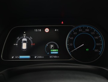 Nissan Leaf II Hatchback Elektryczny 40kWh 150KM 2022 Nissan Leaf 40 kWh, SoH 90%, Salon Polska, zdjęcie 10