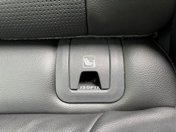 Jaguar E-Pace SUV 2.0 i4D 150KM 2018 Jaguar E-Pace 2.0 D 150 KM 4x4 Automat R-Dynamic S, zdjęcie 14