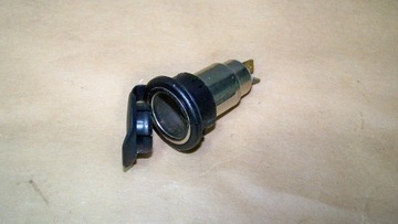 OPEL CORSA D HNÍZDO 12V