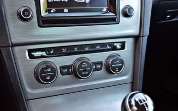 Volkswagen Golf VII Hatchback 3d 2.0 TDI-CR DPF 150KM 2014 Volkswagen Golf 2.0 TDI Highline Ksenon Radar Nawigacja, zdjęcie 11