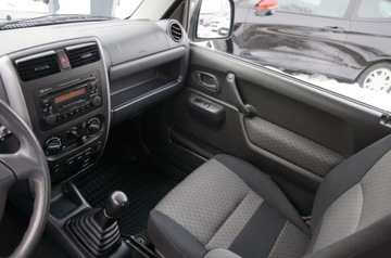 Suzuki Jimny III Standard 1.3 VVT 85KM 2005 Suzuki Jimny 1.3 Benzyna 85 KM, 4x4, Klima, Hak, Maly przebieg, Zarejestro, zdjęcie 15