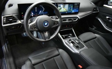 BMW Seria 3 G20-G21 Touring 2.0 330e 292KM 2024 BMW Seria 3 vat 23 M Sport Hak HiFi Shadow Line Podgrzewana kierownica, zdjęcie 3