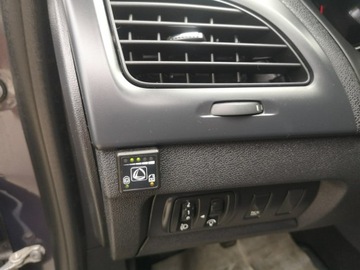 Renault Fluence Sedan Facelifting 1.6 114KM 2015 Renault Fluence 1.6 16V LPG 115 KM Klima Tempomat, zdjęcie 14