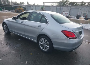 Mercedes Klasa C W205 Kabriolet Facelifting 2.0 300 258KM 2019 Mercedes-Benz Klasa C MERCEDES-BENZ C 300 4MATIC 2.0 Benzyna 259KM, zdjęcie 4