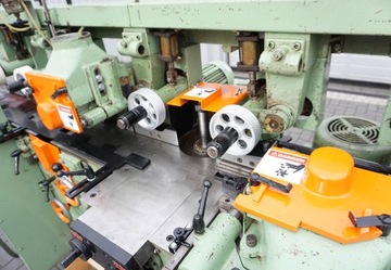 ЧЕТЫРЕХСТОРОННИЙ строгальный станок WEINIG с 7 ГОЛОВКАМИ