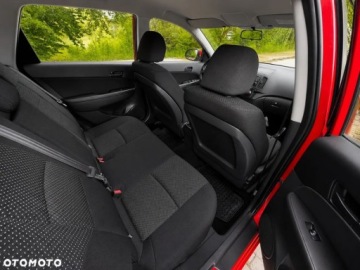 Hyundai i30 I CW Facelifting 1.4 DOHC 109KM 2010 Hyundai i30 Hyundai i30 1.4 Benzyna 109KM, zdjęcie 12