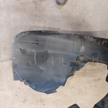 AUDI A4 B9 PODBĚH PRAVÝ PŘEDNÍ 8W0821172K