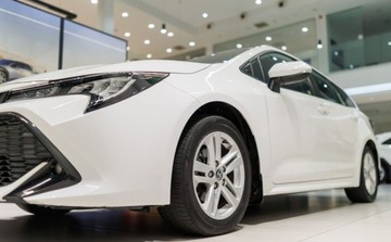 Toyota Corolla XII TS Kombi 1.8 Hybrid 122KM 2022 Toyota Corolla 1.8 Hybrid Comfort 1.8 Hybryda 122KM, zdjęcie 10