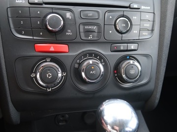 Citroen C4 II Hatchback 5d 1.6 16v VTi 120KM 2013 Citroen C4 1.6 VTi, Serwis ASO, Automat, Klima, zdjęcie 12